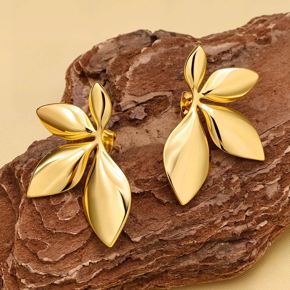 Fashion Temperament Stainless Steel Gold Color Shiny Surface Flower Petals Leaves Stud Earrings for Women Jewelry Accessory Gift