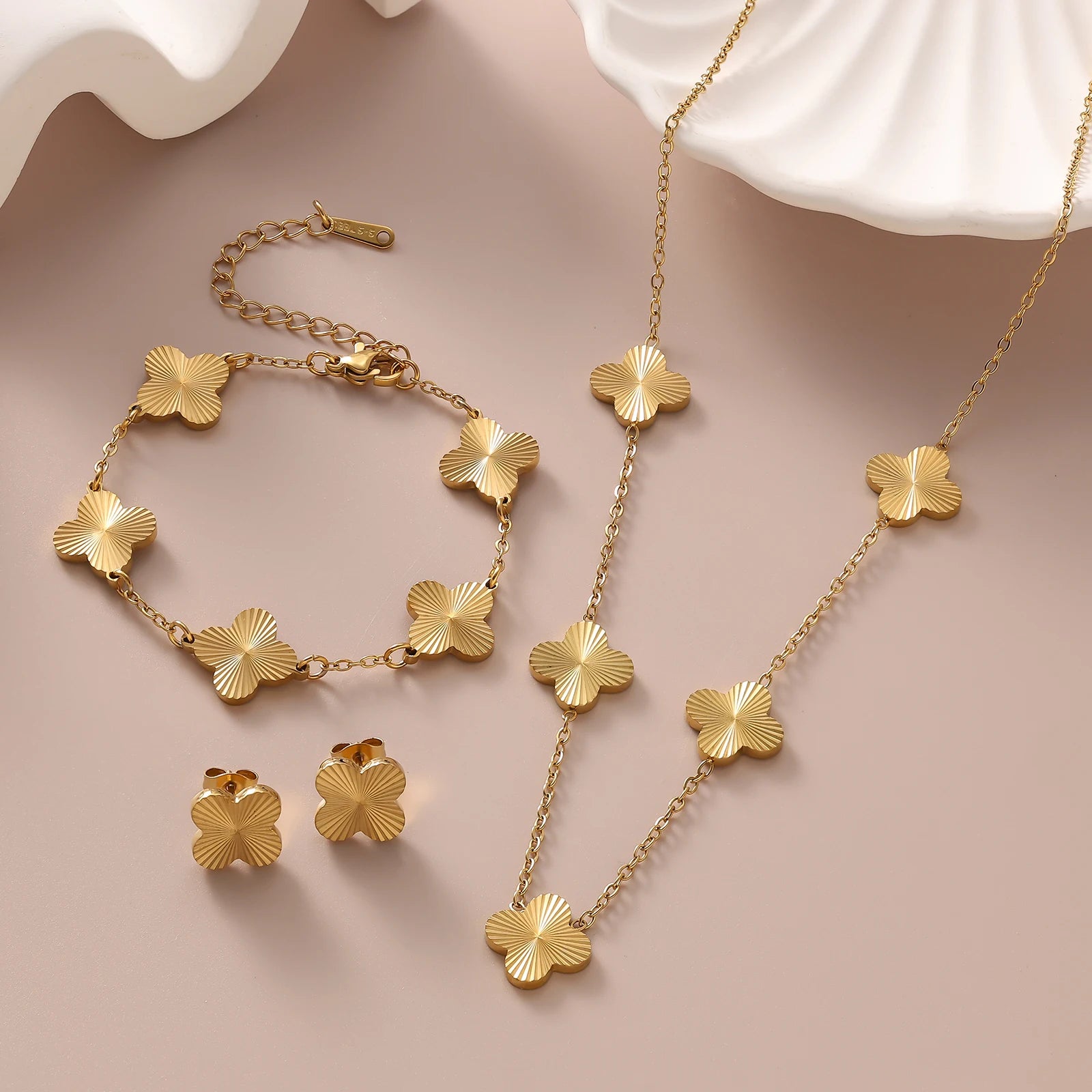 Fashionable stainless steel hand polished clover flower bracelet necklace earring set